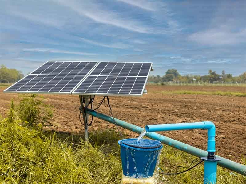 Optimizing water usage with solar pumps in agriculture